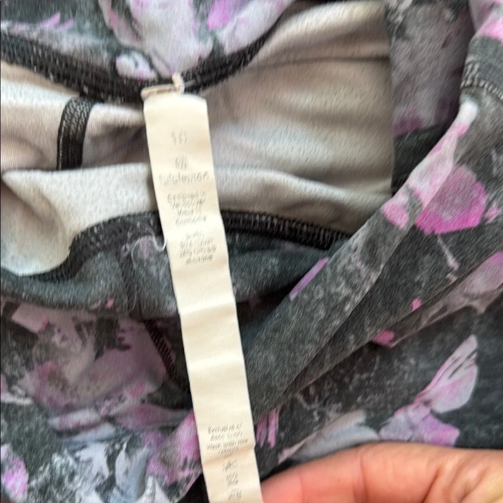 lululemon athletica gray and Purple Patterned Leggings - Picture 2 of 8